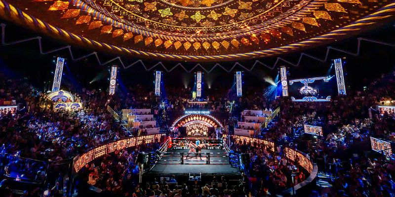 Watch a live Muay Thai match